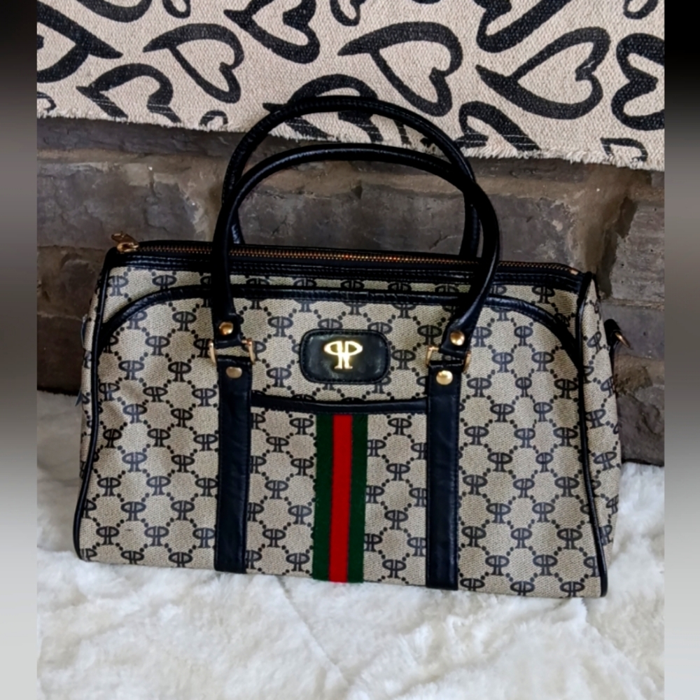 NWOT UNIQUE Tote Bag/Over Shoulder Bag/Crossbody Bag✨️🎉
